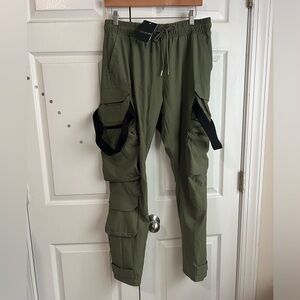 Life Code Progressive Cargo pants Army Green